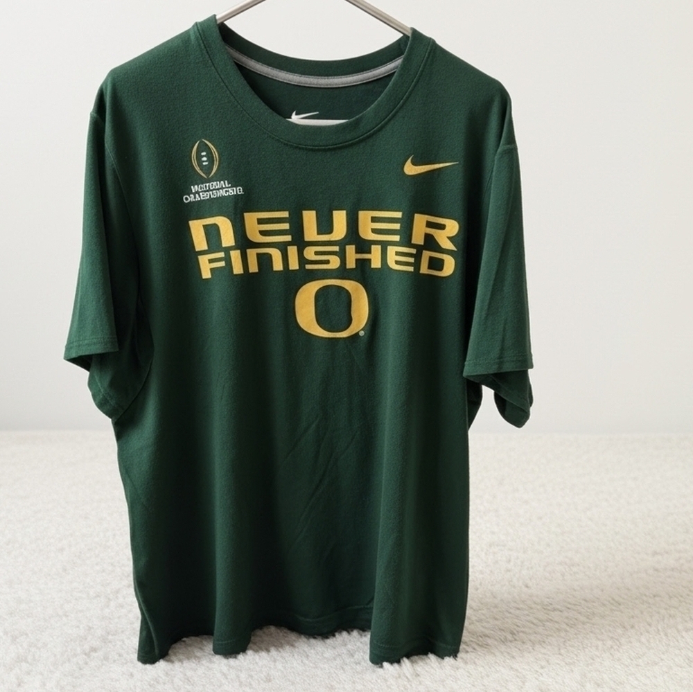 Nike Oregon Ducks "Never Finished" 2015 CFP National Championship Shirt Men's XL